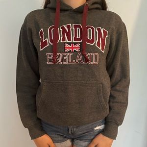Zone 1 / London England Hooded Sweatshirt / Medium